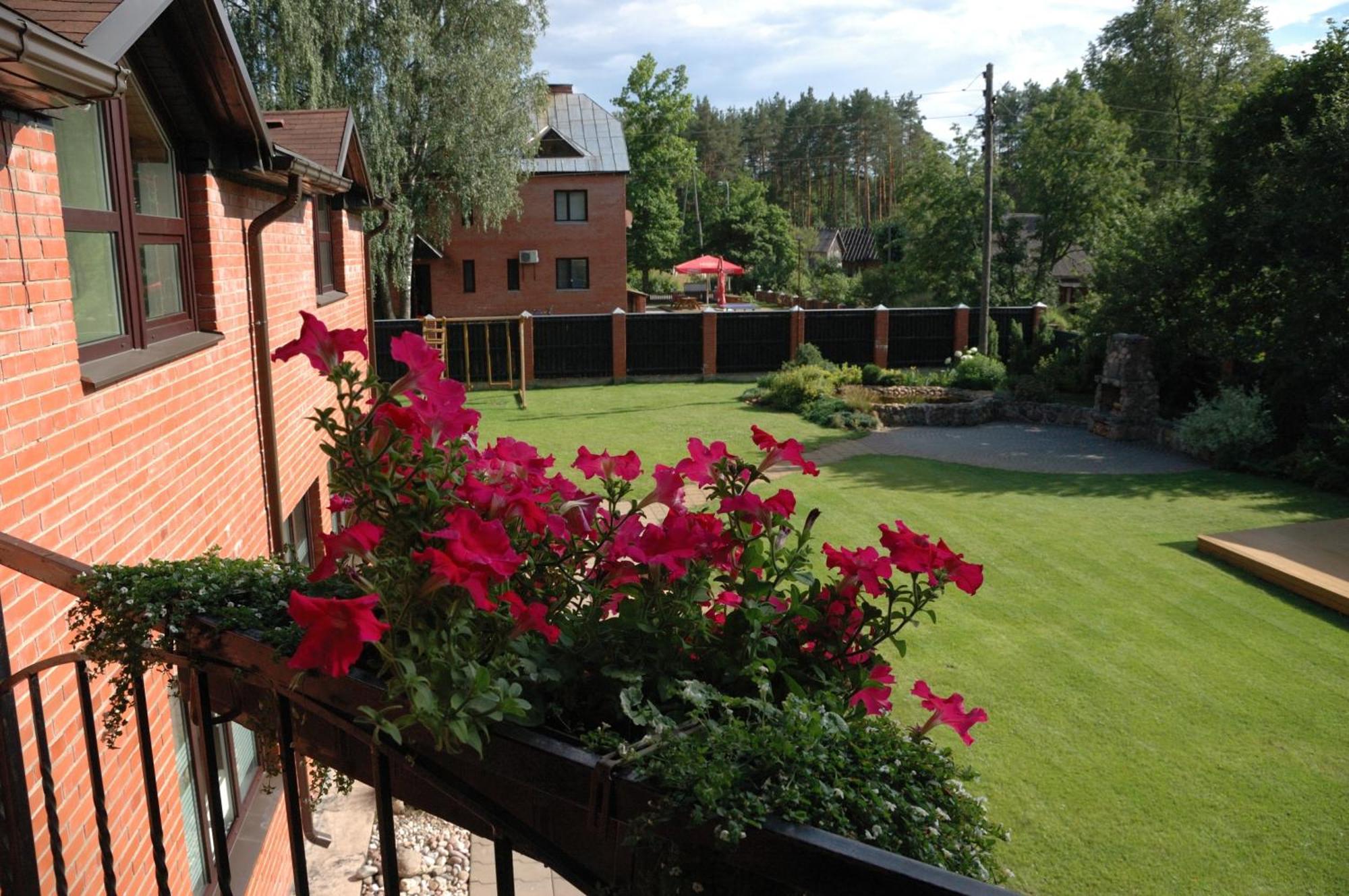 Strenci Guesthouse Экстерьер фото